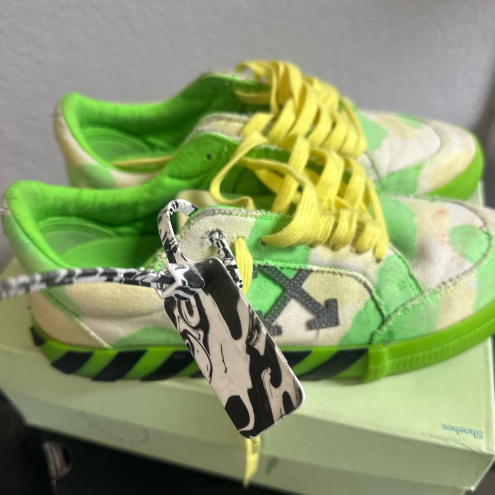 Off-White Tie Dye Vulcanizeo Green Yellow